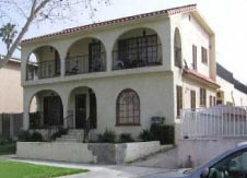 606 N Sycamore